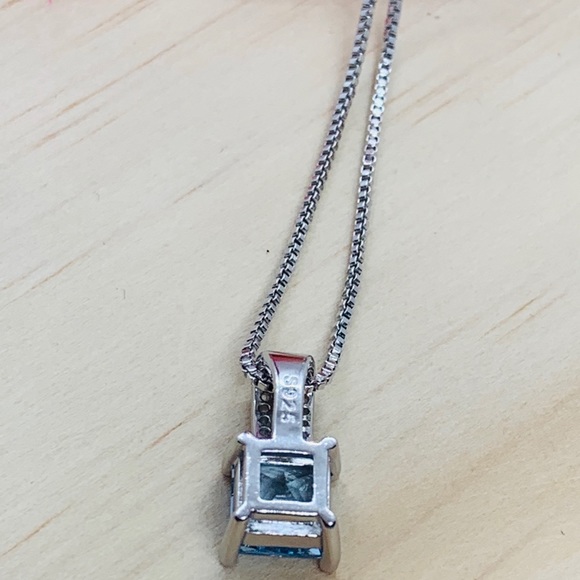 Sterling Silver 925 CZ Blue Topaz Necklace - Picture 6 of 8